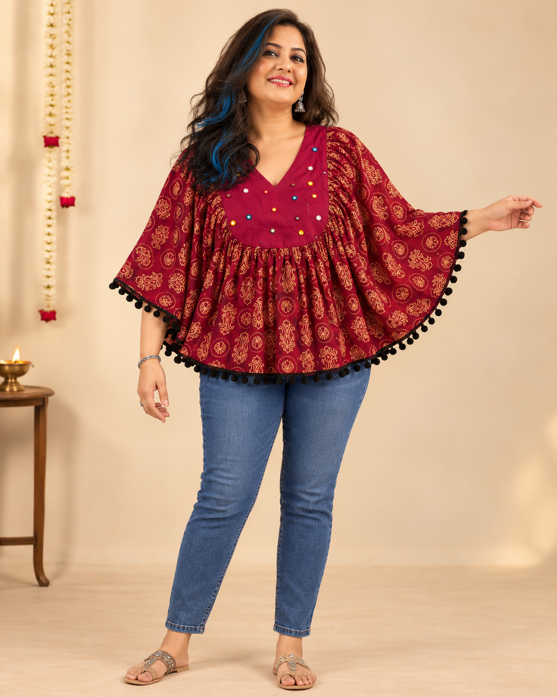 MAROON AJARAK & MIRROR PONCHO