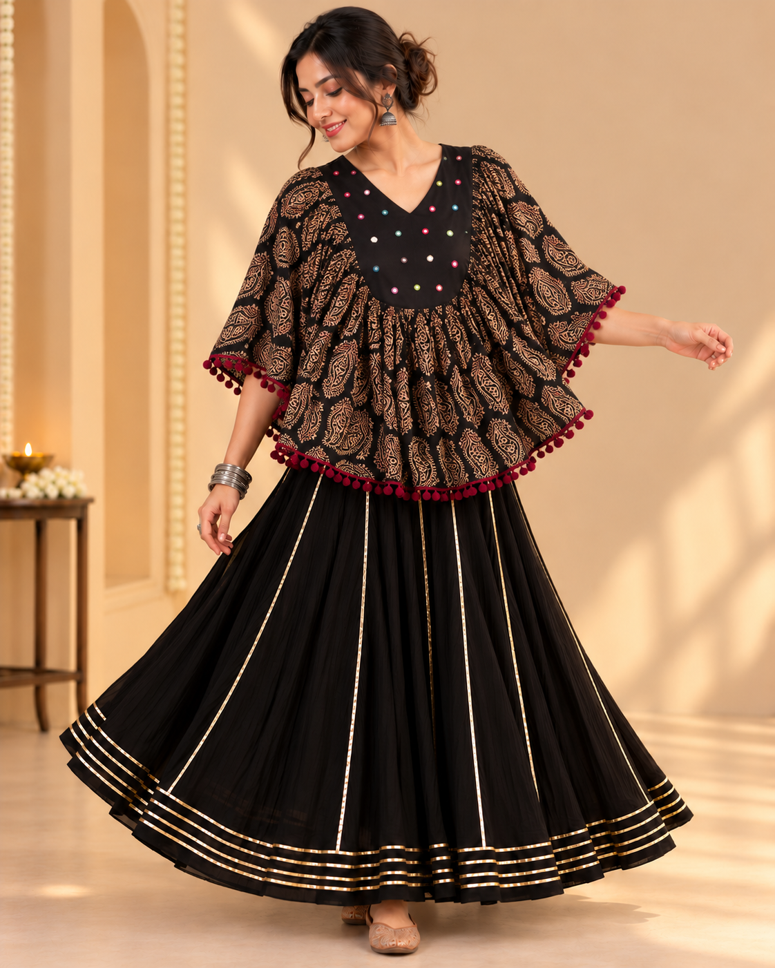 BLACK AJARAK & MIRROR PONCHO